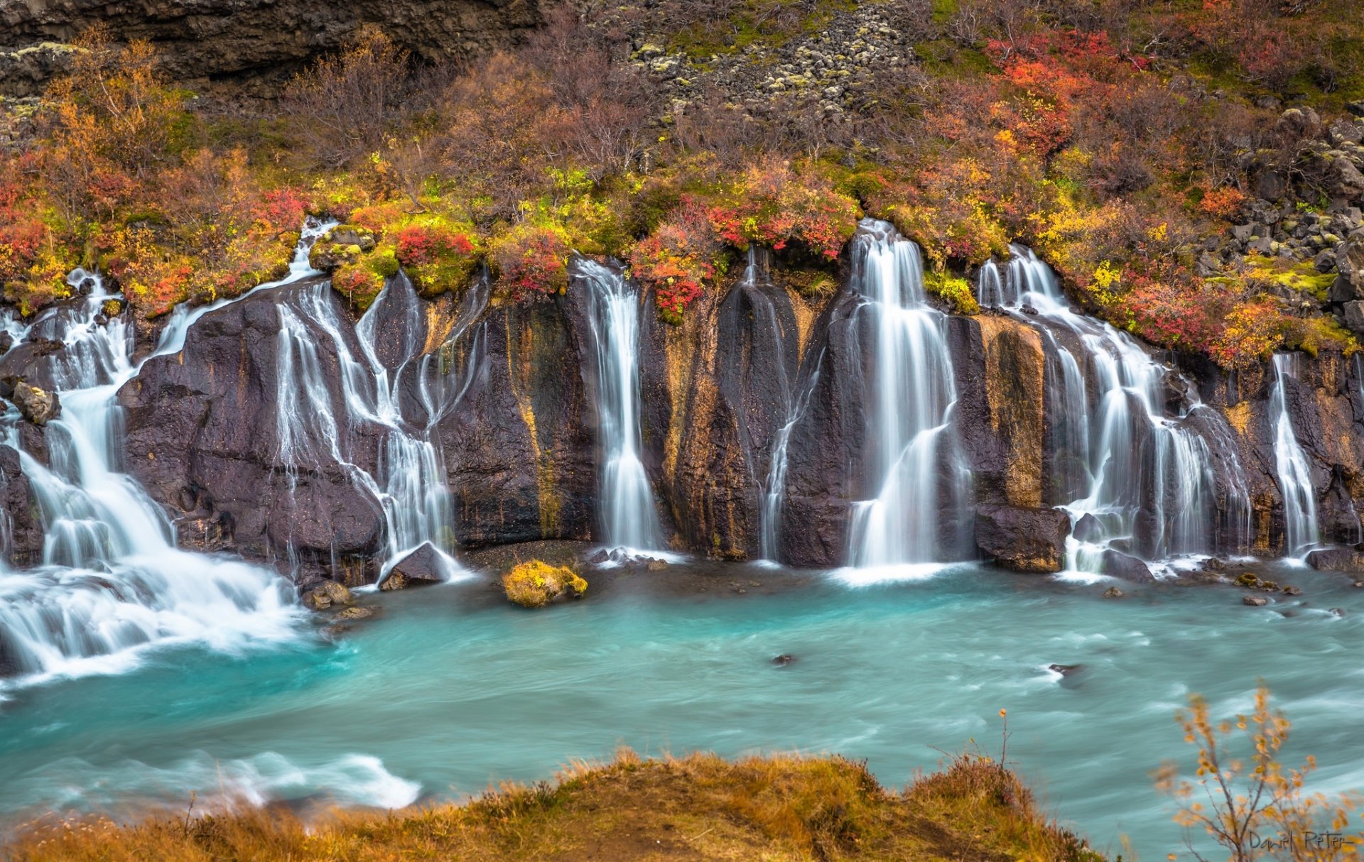 Hraunfossar