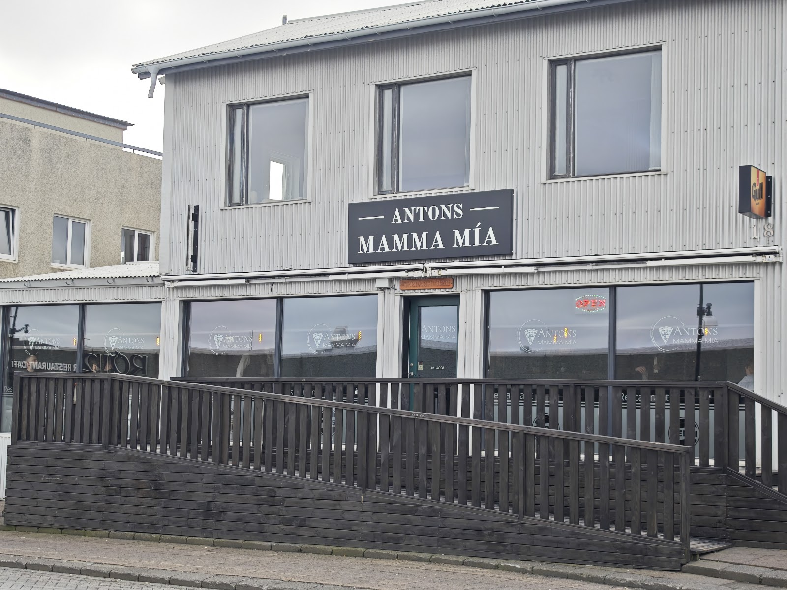 Antons Mamma Mia