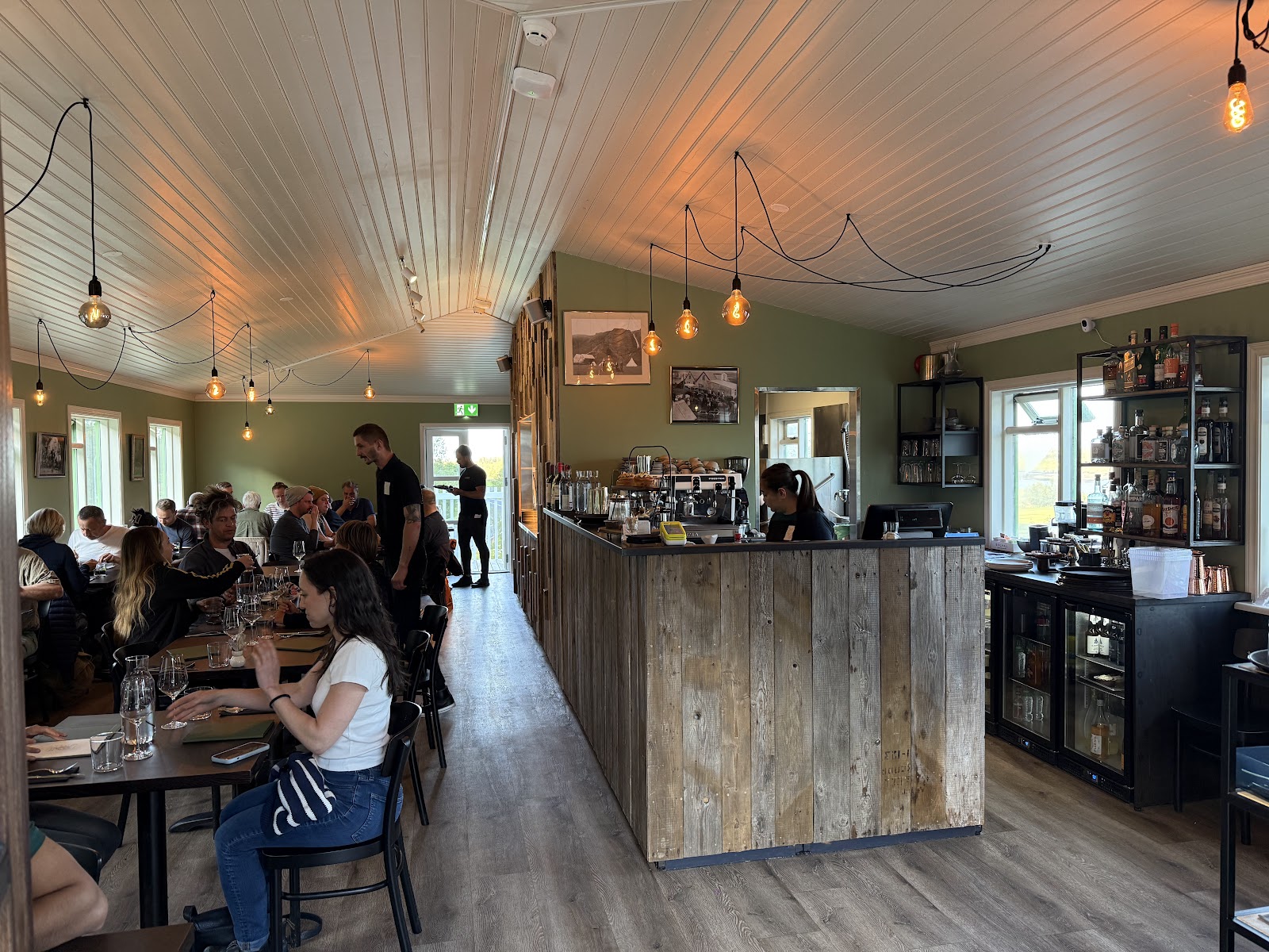 Kjarr Restaurant & Bar